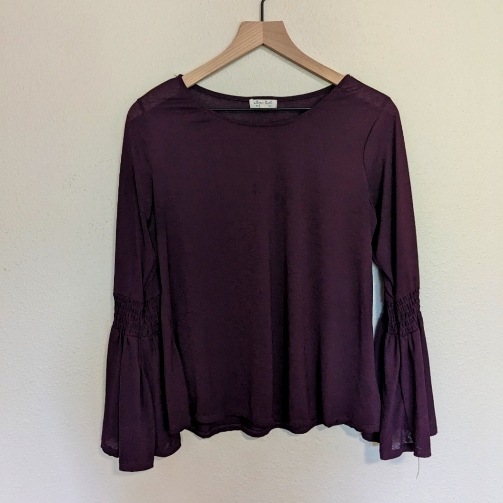 Ultra Flirt • Long Sleeve/Bell Sleeve Top • XL